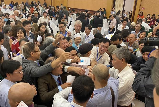 Hội Nhà văn Việt Nam nhiệm kỳ X (2020-2025) bầu ra Ban Chấp hành mới gồm 11 thành viên. Ảnh: Kỳ Sơn