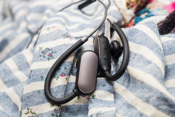 Mở hộp tai nghe Mi Sport Bluetooth vừa 'cập bến' ảnh 8