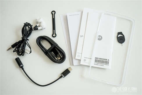 Khui hộp Motorola Moto Z Play