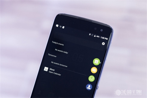 Cận cảnh BlackBerry DTEK60.