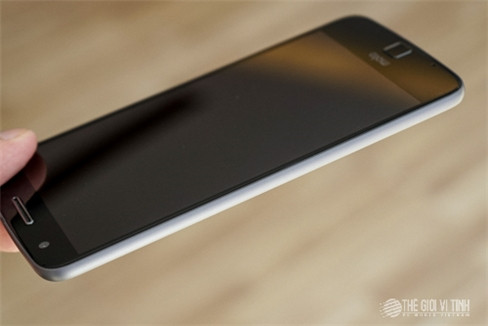 Cận cảnh Moto Z