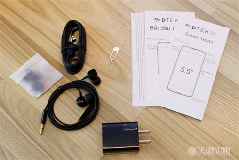 Cận cảnh smartphone BlackBerry DTEK60