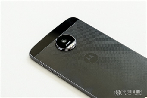 Cận cảnh Moto Z