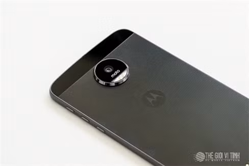 Cận cảnh Moto Z
