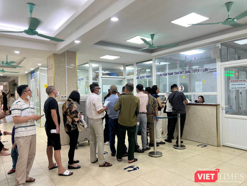 VT_ BN bao rhieemr.JPG