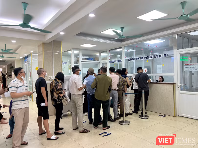 VT_ BN bao rhieemr.JPG