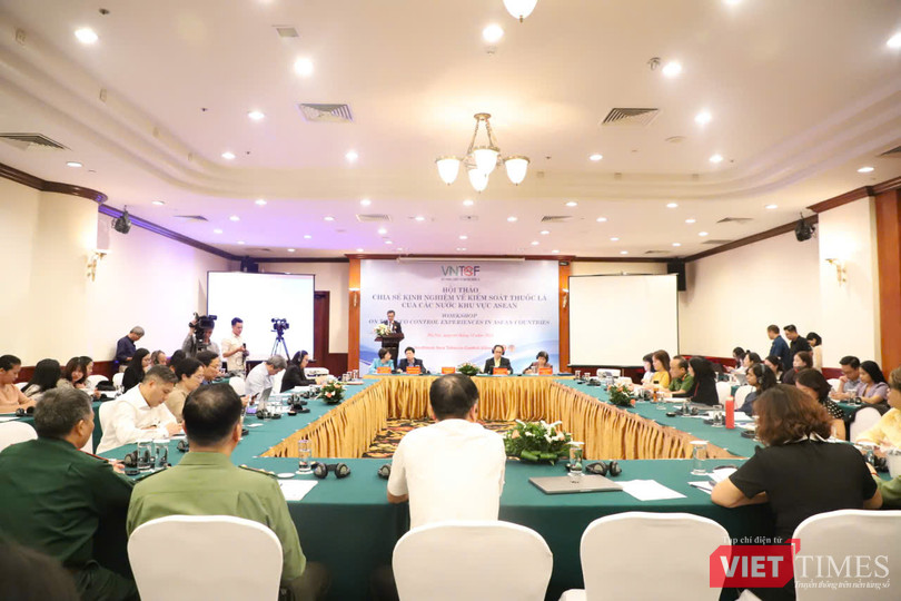 VT_ hoi trương.jpg