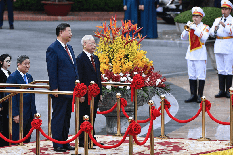 Screen Shot 2023-12-12 at 16.39.02-min.png