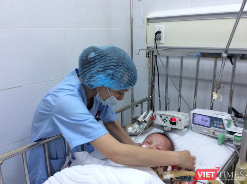 VT_ Trẻ bị bệnh.JPG