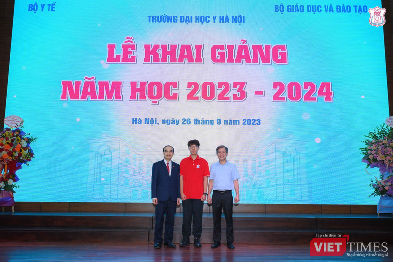 VT_ Khánh và Khoi.jpg