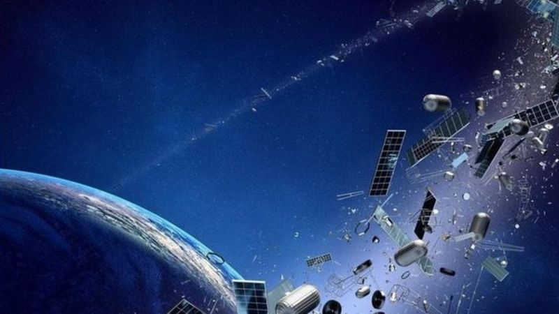 Các mảnh vỡ do vệ tinh bị hư hỏng đã trở thành nguy cơ lớn đối với Trái Đất (Ảnh: BBC). Các mảnh vỡ do vệ tinh bị hư hỏng đã trở thành nguy cơ lớn đối với Trái Đất (Ảnh: BBC).