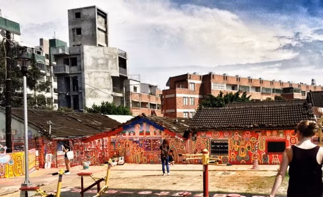 “Đưa nhau đi trốn” với những ngôi làng đẹp như cõi thần tiên ảnh 14