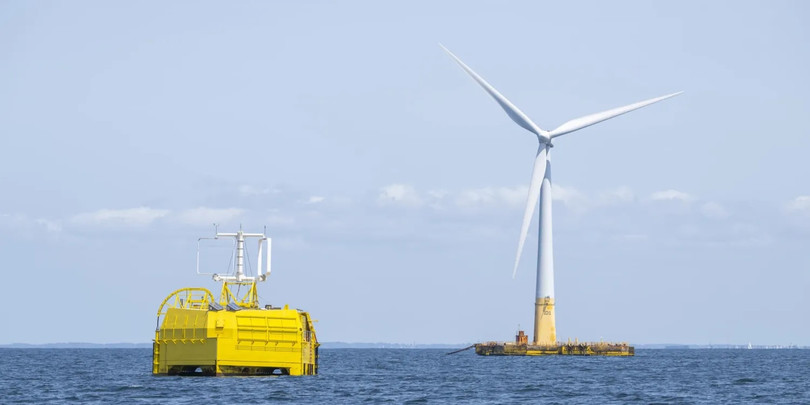 Nền tảng sản xuất hydro xanh từ điện gió ngoài khơi. Ảnh minh họa Electrek