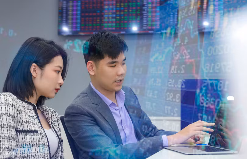 Triển vọng nhóm cổ phiếu công nghệ, viễn thông sau năm "phá đỉnh"