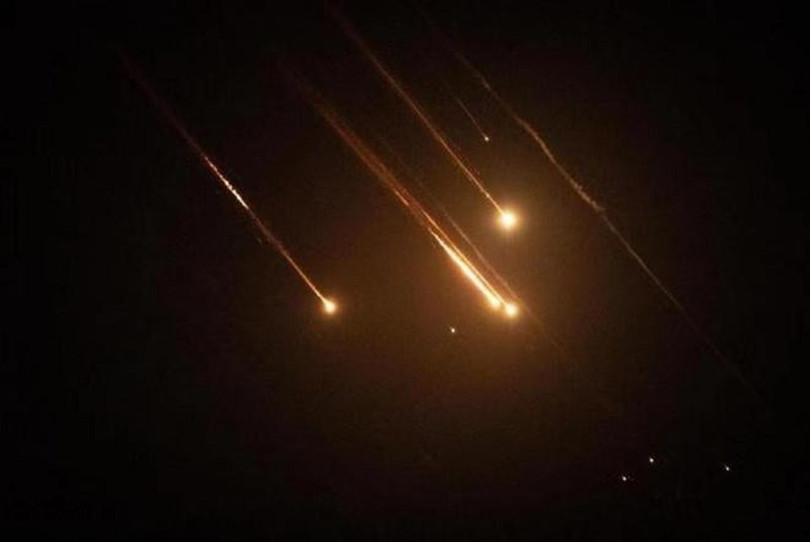 Ten lua lao xuong Nevatim.jpg