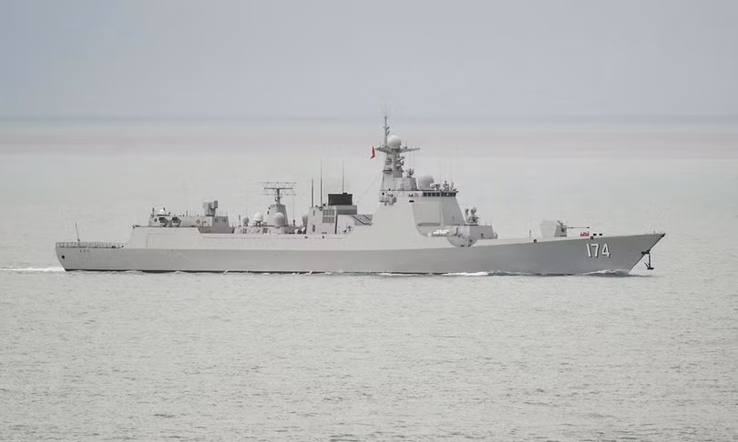 Tàu khu trục mang tên lửa Type 052D Hợp Phì của Hải quân Trung Quốc.