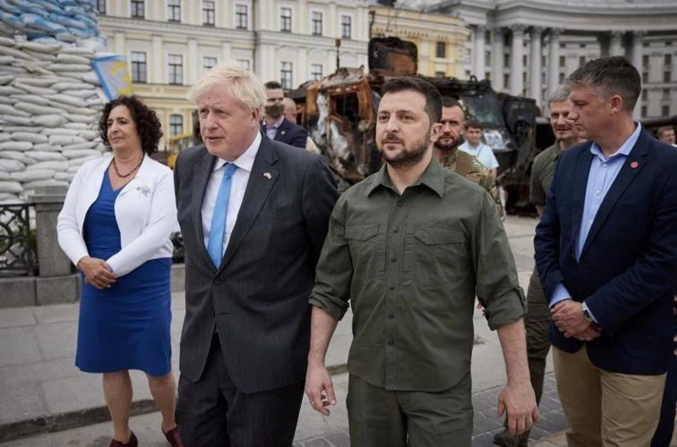 Thủ tướng Anh Boris Johnson cảnh báo "sự mệt mỏi vì Ukraine đang lan rộng" (Ảnh: QQ).