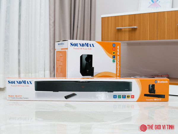 Bao bì Soundmax Soundbar SB-217 cũng mang phong cách đặc trưng của Soundmax.