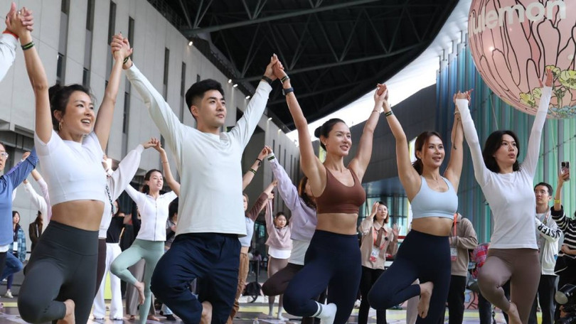 Ngoai an uong, tap the duc de giam can.jpg