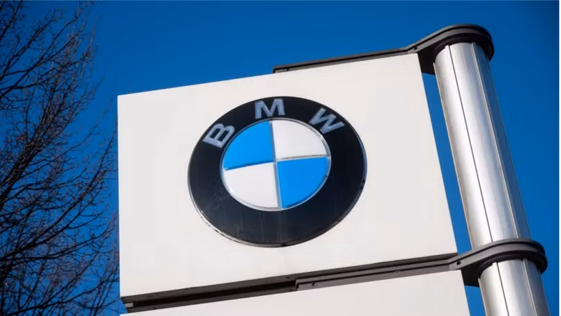 BMW, Toyota và Mercedes-Benz thu hồi hàng chục nghìn xe tại Trung Quốc. Ảnh: SCMP.