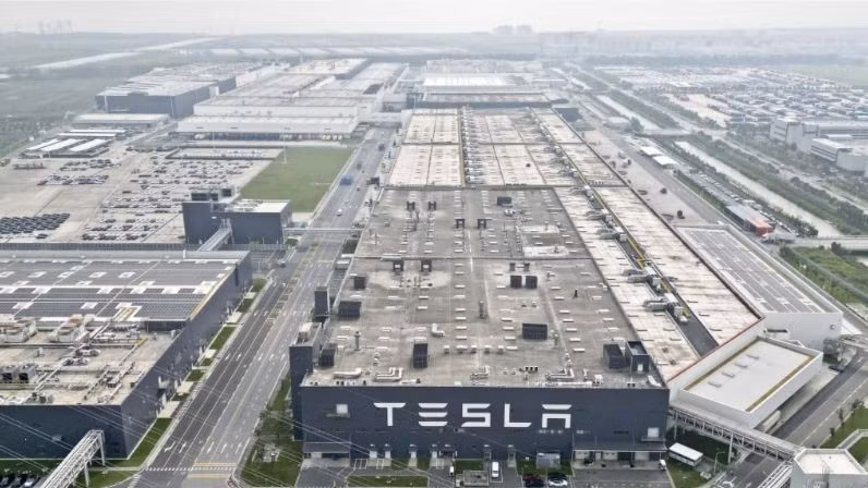 Tesla ngày càng gặp khó tại thị trường Trung Quốc. Ảnh: SCMP.