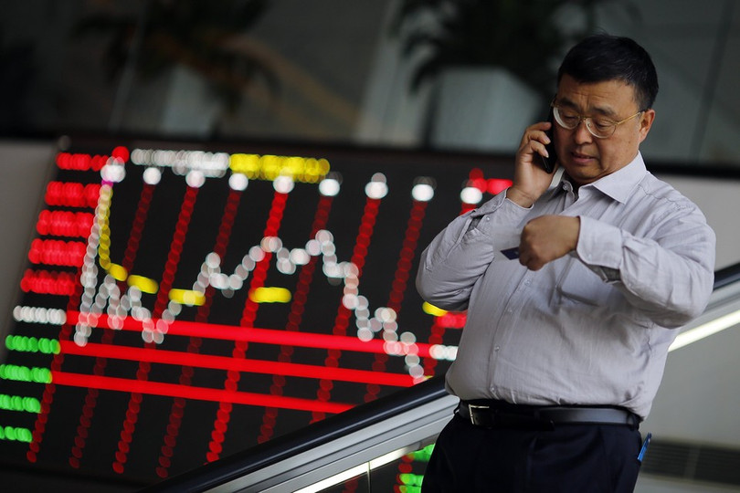 Thi truong chung khoan dang eo uot.jpg