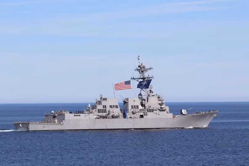 DDG 111 ship.jpg