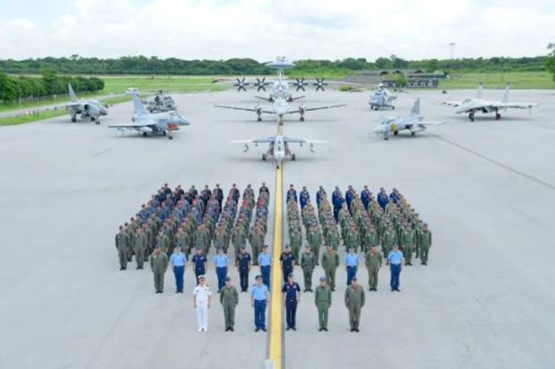 Phi doi may bay TQ tham gia.jpg