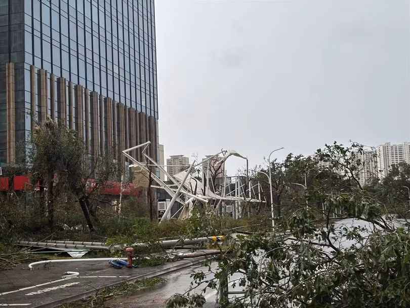 Duong pho Hai Khau.jpg