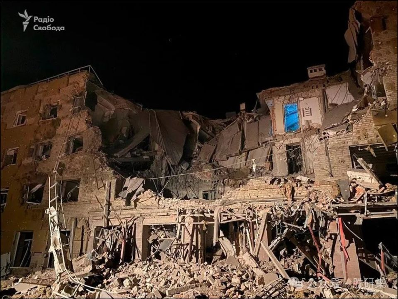 Khach san Velkovo, Odessa.png