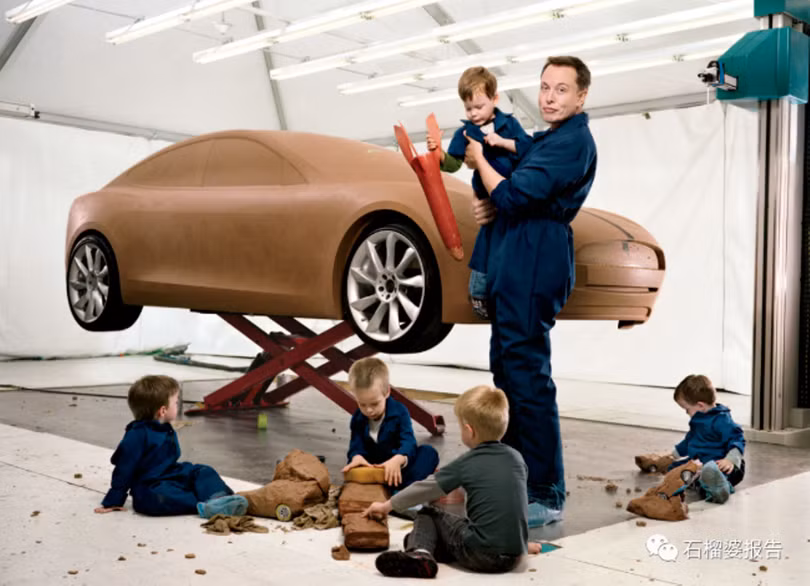 Elon Muck và 5 con trai sinh trong ống nghiệm.png