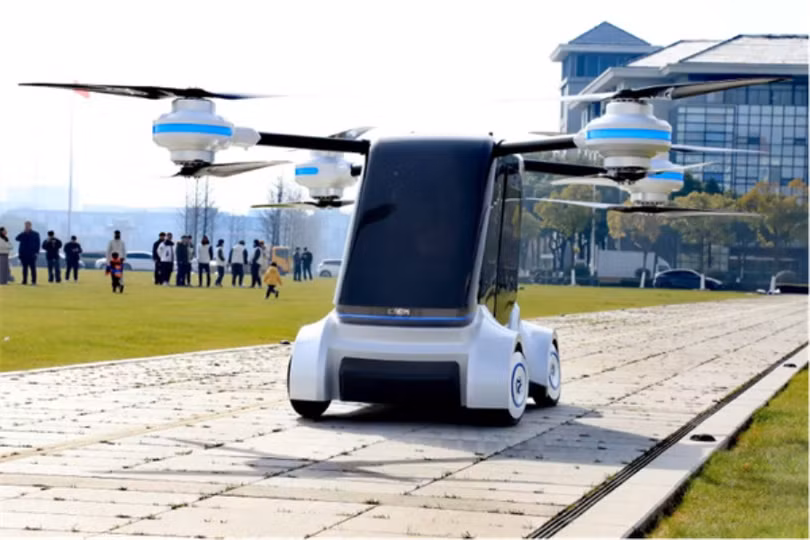 chay tren mat dat.jpg