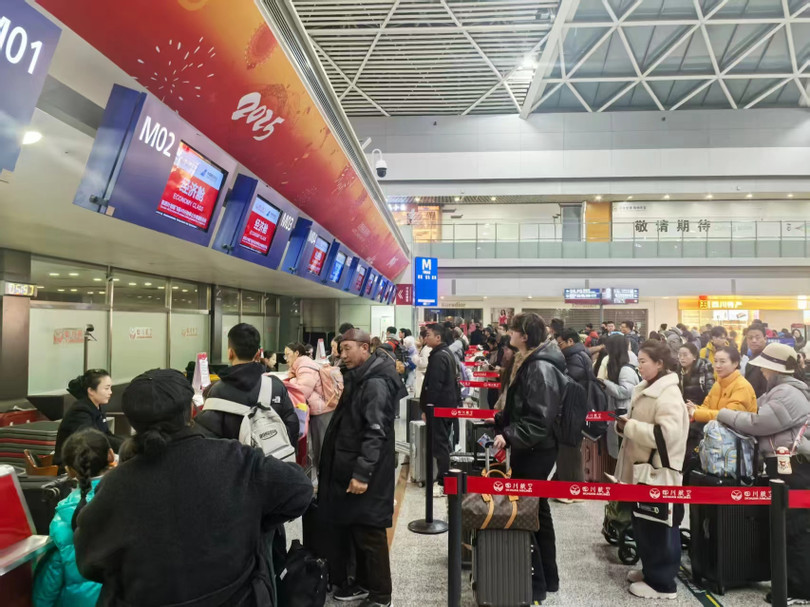 Lam thu tuc hang khong.jpg