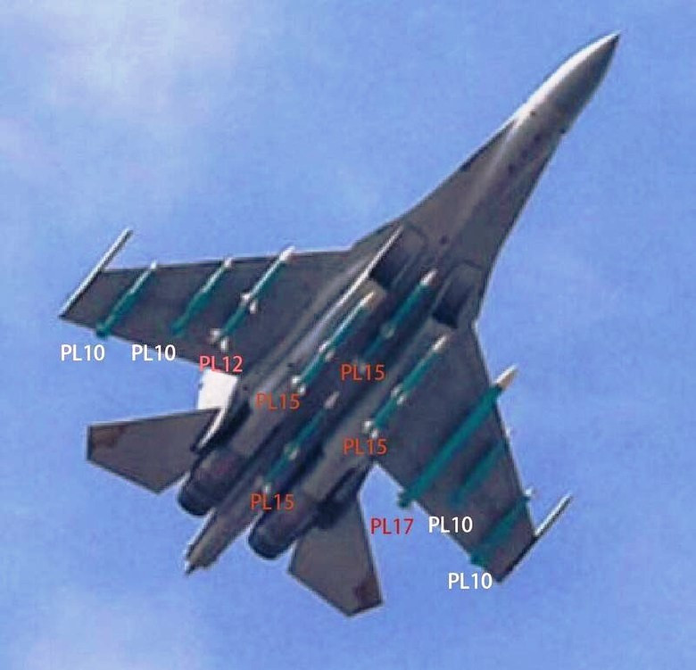 J-16 mang cac ten lua.jpg