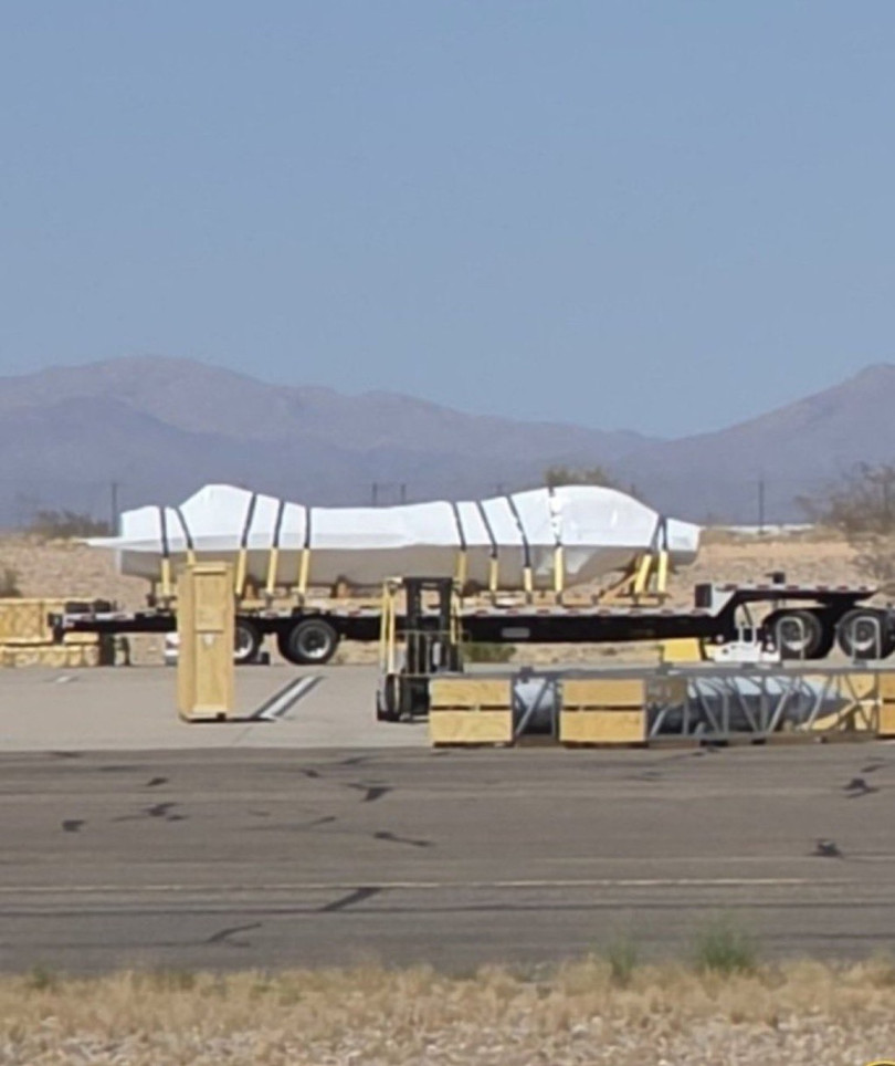 F-16 duoc boc kin.jpeg