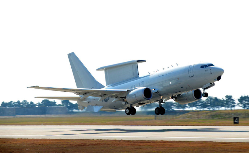 E-7 do My san xuat.jpg