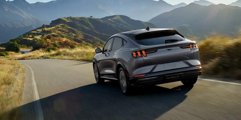 Ford Mustang Mach-E Ảnh: Ford