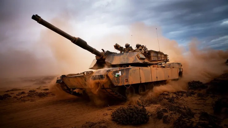 Xe tăng chiến đấu chủ lực M1A1 Abrams của Mỹ trong một ngày huấn luyện diễn tập. Ảnh đại úy Tyler /Lính thủy Đánh bộ Mỹ/Flickr CC.