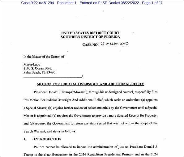 Phần đầu Đơn kiện dài 27 trang của ông Trump.