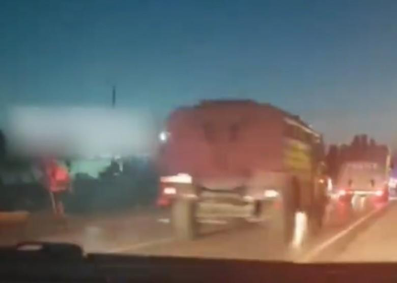 Hình ảnh được cho là Kosovo triển khai lực lượng đặc nhiệm ra khu vực giáp giới với Serbia (Ảnh: Dongfang). Hình ảnh được cho là Kosovo triển khai lực lượng đặc nhiệm ra khu vực giáp giới với Serbia (Ảnh: Dongfang).