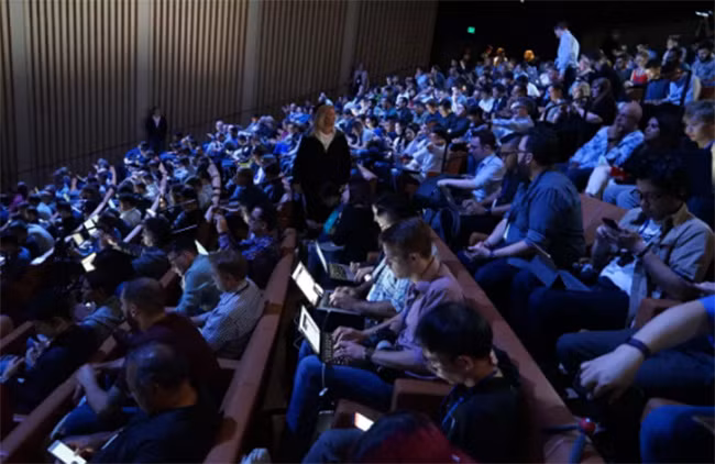 Choáng ngợp trước khuôn viên làm việc mới của Apple – Apple Park ảnh 19