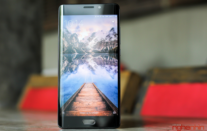 Trên tay Xiaomi Mi Note 2 bản Jet Black vừa 'cập bến' ảnh 19