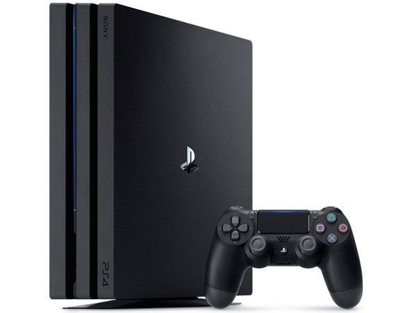 Máy chơi game PlayStation 4 Pro.