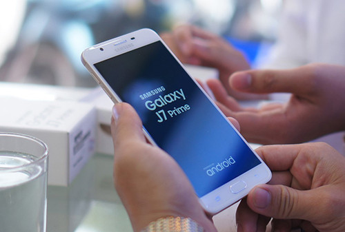 Top 5 smartphone selfie cực chất cho giới trẻ ảnh 2