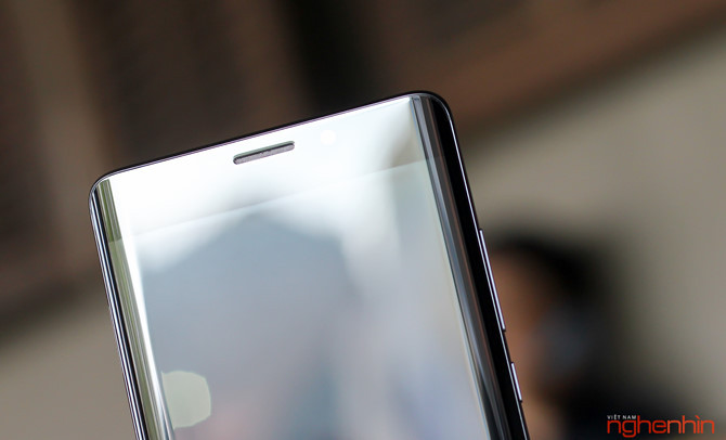 Trên tay Xiaomi Mi Note 2 bản Jet Black vừa 'cập bến' ảnh 8