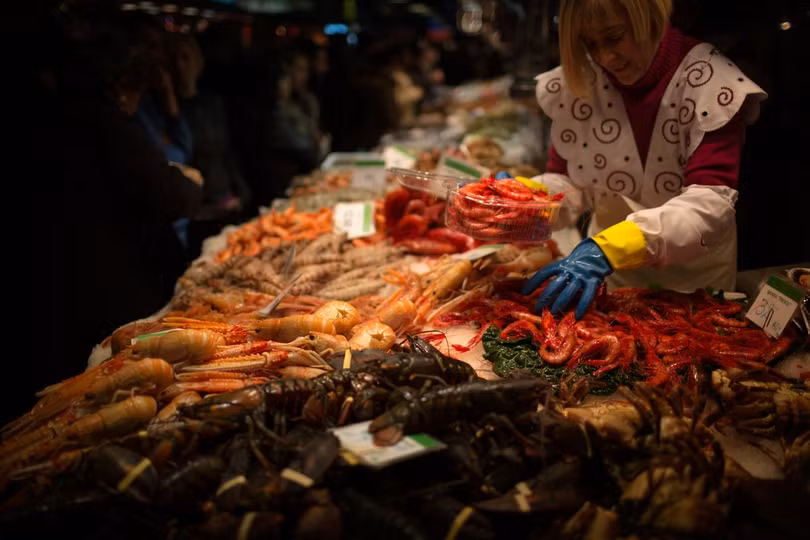 Những món ăn độc đáo mà người dân các nước thưởng thức vào lễ Giáng Sinh ảnh 11