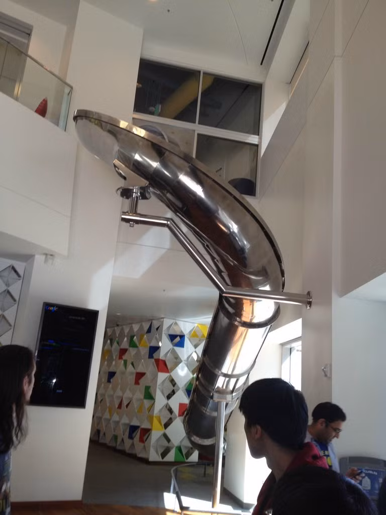 Biên niên sử Google qua ảnh: hành trình từ phòng trọ ký túc xá đến đế chế thống trị toàn cầu ảnh 15