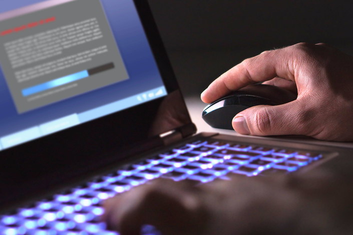 Ý thức bảo vệ thông tin cá nhân vẫn còn rất hạn chế, không chỉ từ phía học sinh, phụ huynh mà cả ở nhiều trường học. (Ảnh minh họa: Internet) Ý thức bảo vệ thông tin cá nhân vẫn còn rất hạn chế, không chỉ từ phía học sinh, phụ huynh mà cả ở nhiều trường học. (Ảnh minh họa: Internet)