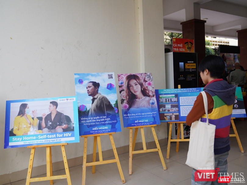 Triển lãm tranh “Dịch bệnh bùng phát: Dịch bệnh trong thế giới kết nối hiện nay” diễn ra từ 7 đến ngày 14/12/2020 Triển lãm tranh “Dịch bệnh bùng phát: Dịch bệnh trong thế giới kết nối hiện nay” diễn ra từ 7 đến ngày 14/12/2020