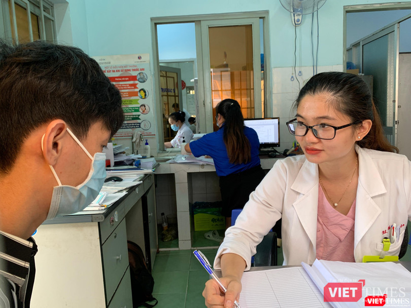Tư vấn và điều trị tốt cho người nhiễm HIV giúp sớm khống chế căn bệnh này